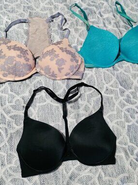 Victoria's Secret and PINK Bras size 32C